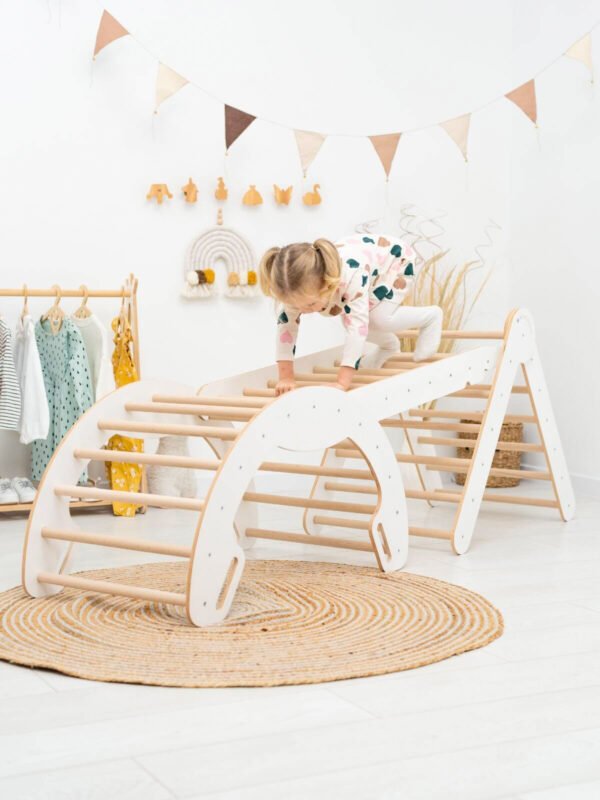 Montessori klimset 4-in-1 (Pikler driehoek + glijhelling + ladder + boog)
