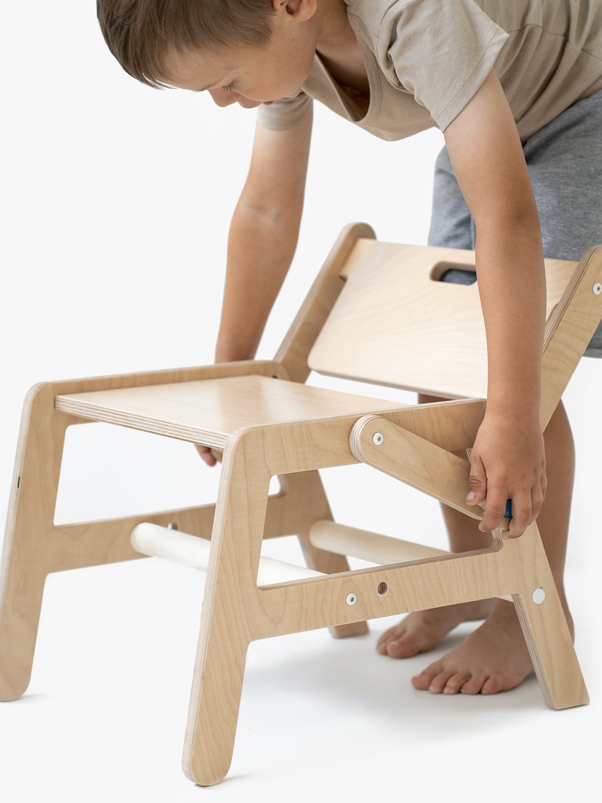 Houten Montessori stoel/krukje 2-in-1