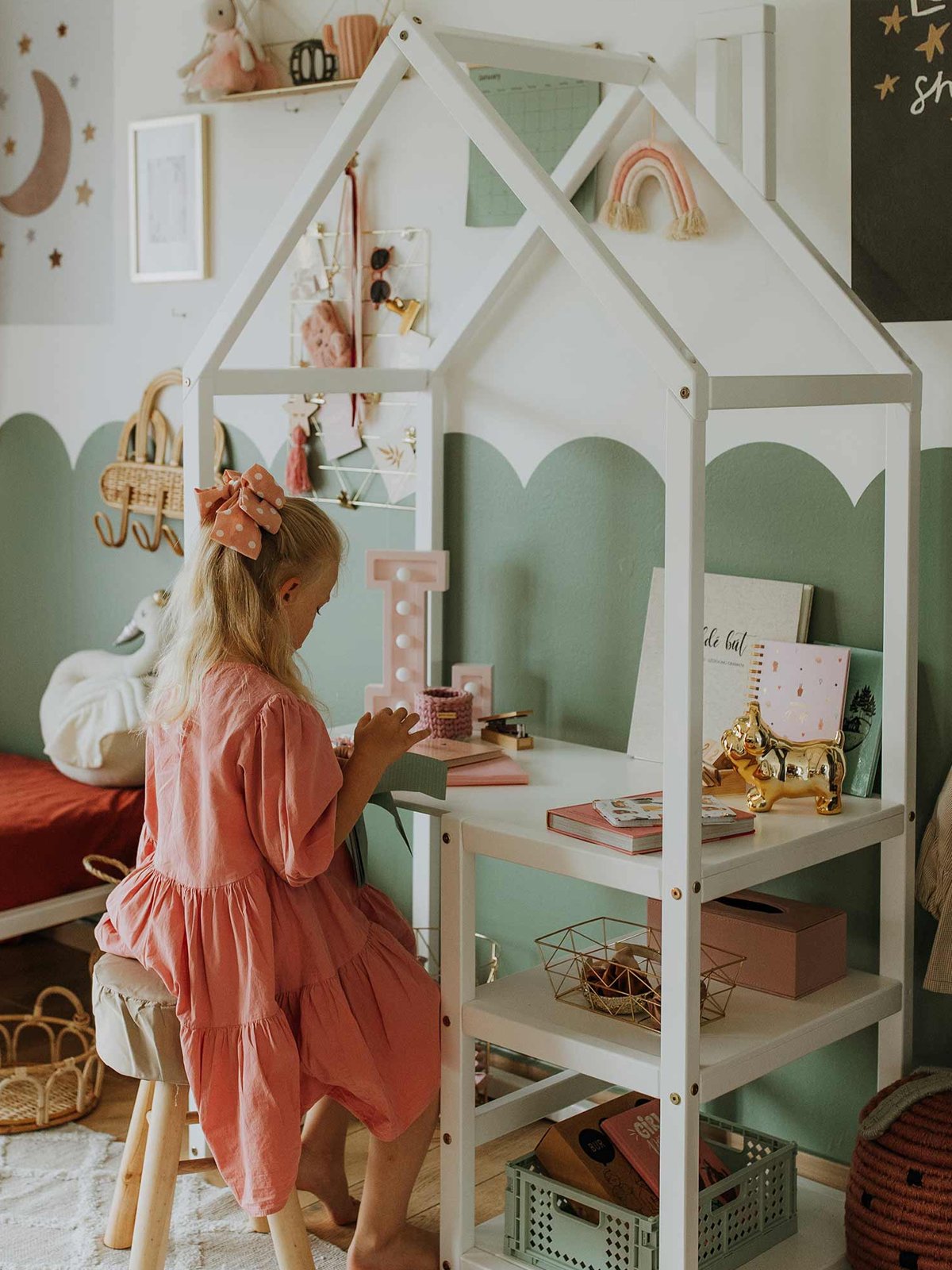 Houten Kinderbureau Huisvorm (Peuterbureau)