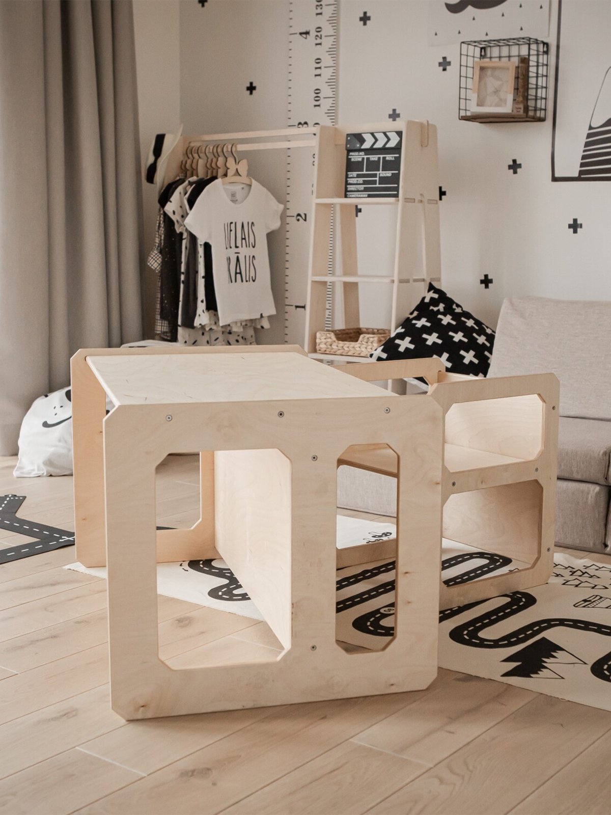 Houten Montessori Speeltafel met stoel